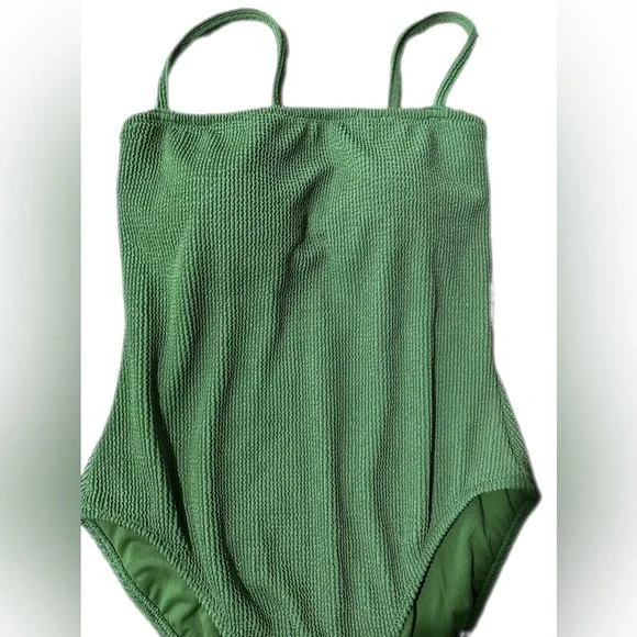 Shade & Shore - Women's Pucker Textured Medium Coverage One Piece Green M - Picture 4 of 9